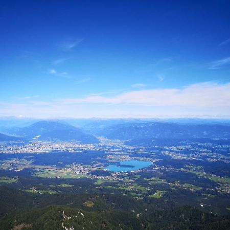 Gaestehaus Lutschounig Faak am See Exterior foto