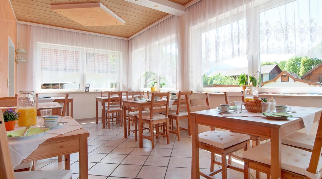 Gaestehaus Lutschounig Faak am See Exterior foto