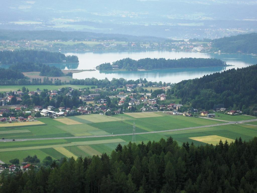 Gaestehaus Lutschounig Faak am See Exterior foto